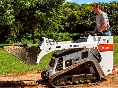 how much to rent a bobcat skid steer|renting a bobcat near me.